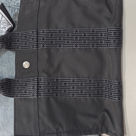 Hermès Paris Canvas Herline PM Small Tote Bag - Picture 5 of 11